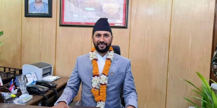 आफ्नै नागरिकता र पासपोर्ट विवाद छानविन गर्न गृहमन्त्री रविले कस्तो भूमिका खेल्लान् ?