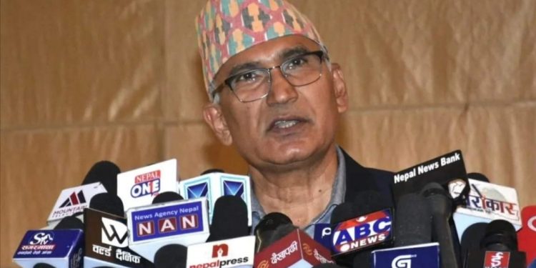 एमालेलाई देखाएर माओवादीले बार्गेनिङ गरेको विष्णु पौडेलको टिप्पणी