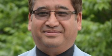 जाँदाजाँदै ३० करोड अनुदान बाँड्दै पर्यटनमन्त्री श्रेष्ठ
