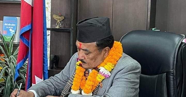 कानुनमन्त्री प्रधानको पहिलो निर्णयः आवश्यक कानुनबारे जानकारी गराउन अन्य मन्त्रालयहरुलाई पत्र पठाउने