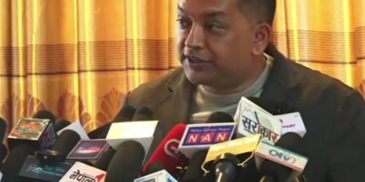 रबिलाई गगन थापाको प्रश्न : सरकार छाड्दै गर्दा समर्थन फिर्ता लिनुपर्दैन ?