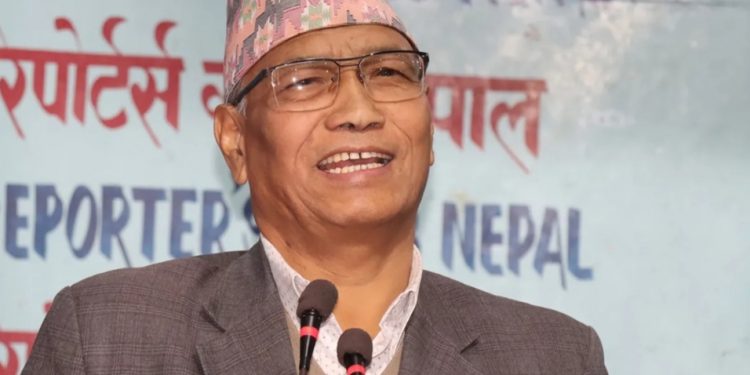 ड्राइभिङ सिटमा ओली र दायाँबायाँ लिङ्देन र रवि लामिछानेलाई राखेको गठबन्धनलाई बोक्न सकिएन : नेता श्रेष्ठ