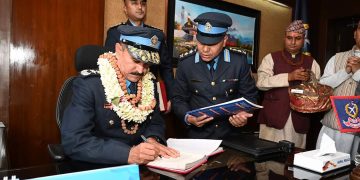 एक्सनमा आईजिपी वसन्त कुँवर : कराेडौँको ठगी गर्ने १९ जना पक्राउ