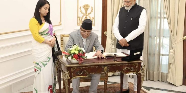 प्रधानमन्त्रीको भारत भ्रमण : दिनमा कञ्जुस्याइँ भएन, लिन चाहिँ केही सकिएन