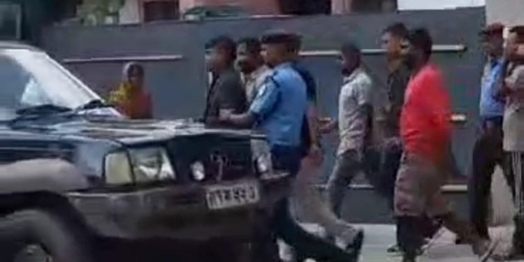 नामुद मिटर ब्याजि मनिकलाल यादव प्रहरीको फन्दामा