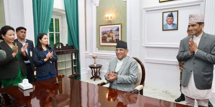 नयाँ उत्साह र आत्मविश्वासका साथ अगाडि बढ्नुपर्छ : प्रधानमन्त्री दाहाल