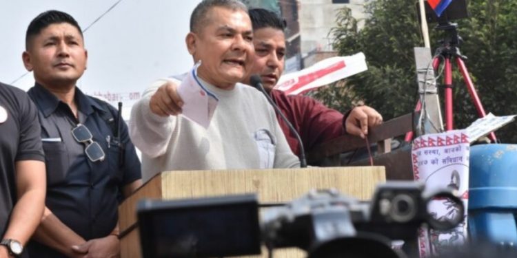 आजबाट जनविद्रोह सुरु भयो, आवश्यक परे प्रधानमन्त्री कार्यालय सिंहदरबार पनि छिर्छौं : दुर्गा प्रसाई