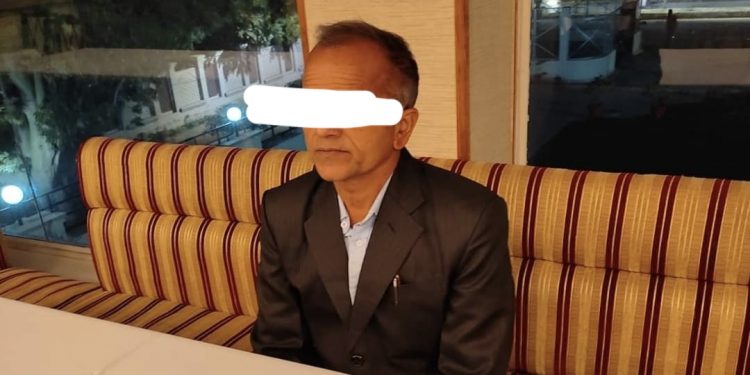 मिटर ब्याजी ज्वाइलाई छुट्टाउन , प्रोफेसर डा.तारणी प्रसाद यादवले पिडीतलाई यसरी ठगीयो