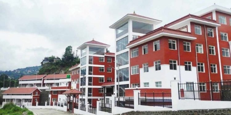 बत्तीस करोडमा बन्यो नगरपालिकाको अत्याधुनिक भवन