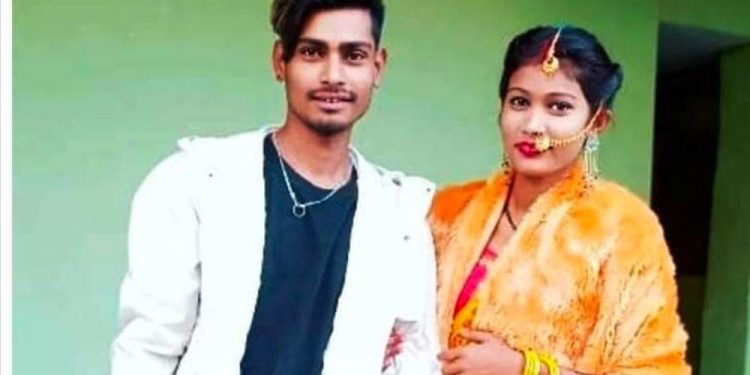 धनुषामा मृत फेला परेका राधेकी श्रीमती अस्मिताको पनि मृत्यु