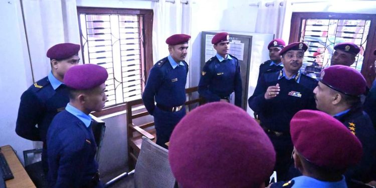 प्रहरी कर्मचारीहरूले व्यावसायिक, लगनशील र निडर भई जिम्मेवारी वहन गर्नुपर्ने : डीआईजी पोखरेल
