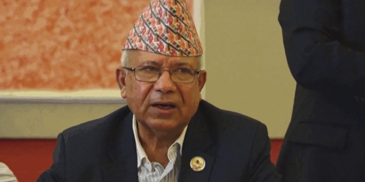 ओली र प्रचण्डपछि माधव नेपालको गर्जन : राजतन्त्रलाई जाग्न पनि दिँदैनौ, टिक्न पनि दिँदैनौ