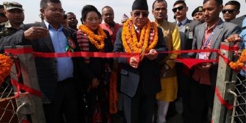 प्रधानमन्त्री प्रचण्डद्वारा कठाल-मल्हनिया-मल्टिस्पान झोलुङ्गे पुल उद्घाटन