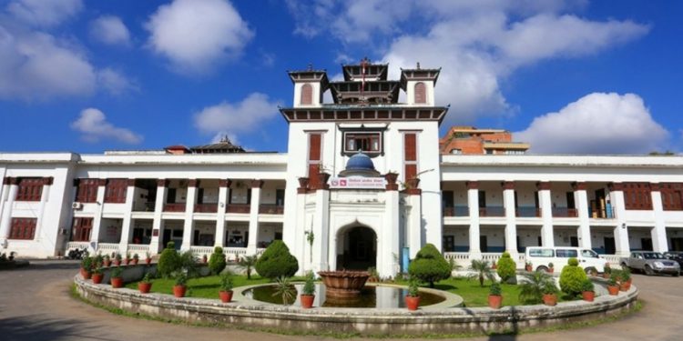 उपननिर्वाचन : इलाम २ मा १ लाख १५ हजार ८८९ र बझाङमा ६१ हजार ७४८ मतदाता