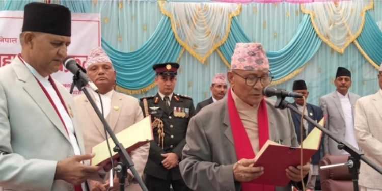 मुख्यमन्त्री आचार्यः विद्यार्थी राजनीतिदेखि मुख्यमन्त्रीसम्म