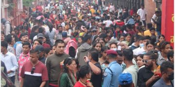 साउनको अन्तिम सोमबार : एक लाखभन्दा बढीले गरे पशुपतिको दर्शन