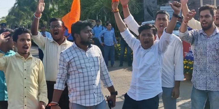 ओडिसामा नेपाली विद्यार्थी मृत्यु प्रकरण : अखिल भारतीय विद्यार्थी परिषद्ले पनि गर्‍यो आन्दोलन