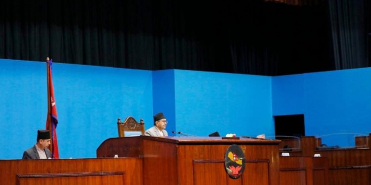 प्रतिनिधिसभामा अख्तियार दुरूपयोग अनुसन्धान आयोगको चौतीसौँ वार्षिक प्रतिवेदन पेस