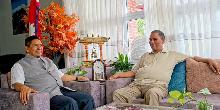 नारायणकाजी र उपेन्द्रबीच भेटवार्ता