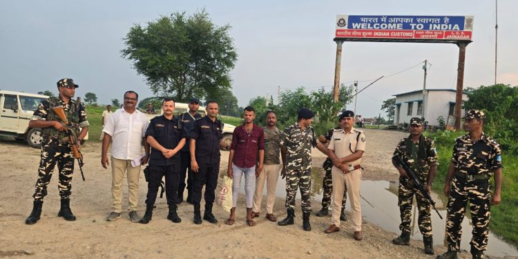 विभिन्न कारागारबाट भागेका तीन जना कैदिबन्दी सिरहाको भारतीय सीमाक्षेत्रबाट पक्राउ