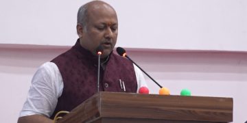 मधेस प्रदेशका मुख्यमन्त्री सिंहले प्रदेश सभाको रोष्टमबाटै दिए राजीनामा